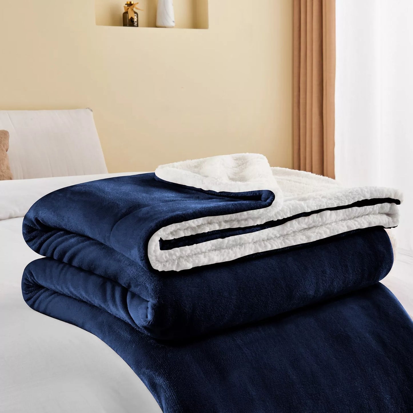 Winter Fleece Blanket – Sherpa Throw Blanket for Couch & Bed